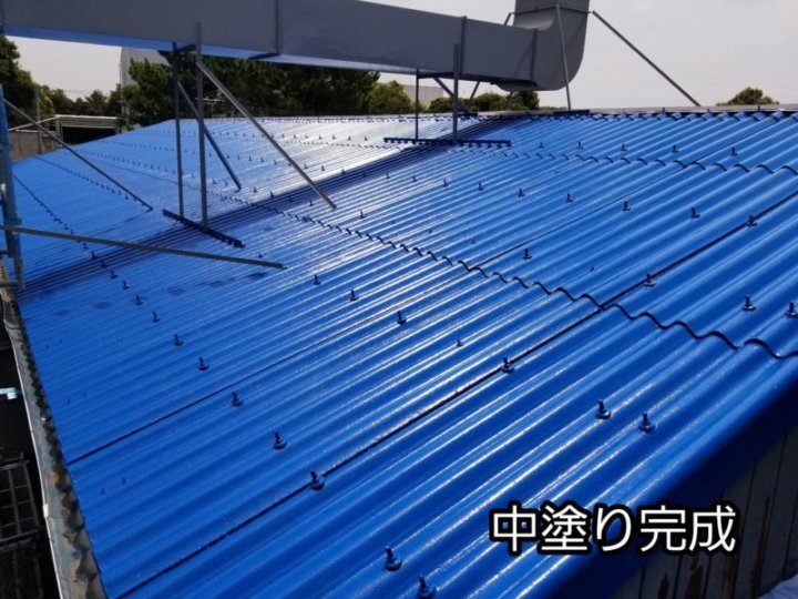 波型スレート屋根　塗替え　工場　浜松市外壁塗装屋根専門店の加藤塗装
