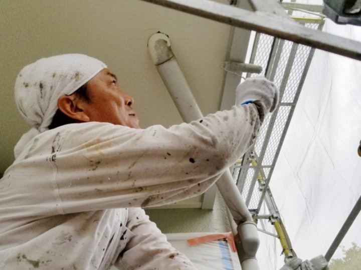 一戸建て住宅　家　塗替え　ペイント　雨どい　樋　浜松市外壁塗装屋根専門店　加藤塗装