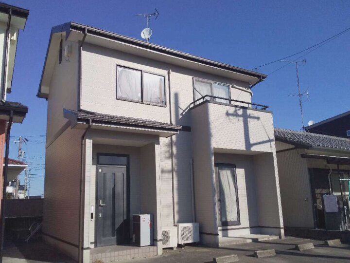 静岡県浜松市南区頭陀寺町借家2棟屋根外壁塗装工事