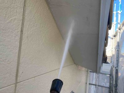 足場架設外壁塗装の事なら浜松塗装専門店加藤塗装高圧洗浄
