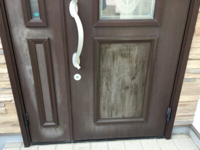 玄関ドア塗装　外壁塗装の事なら浜松塗装専門店加藤塗装　施工事例　beforeafteエイジング加工