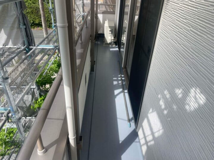 ベランダ床塗装完成